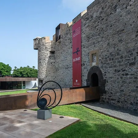 Puerto De La Luz By Pierre & 3* Las Palmas de Gran Canaria